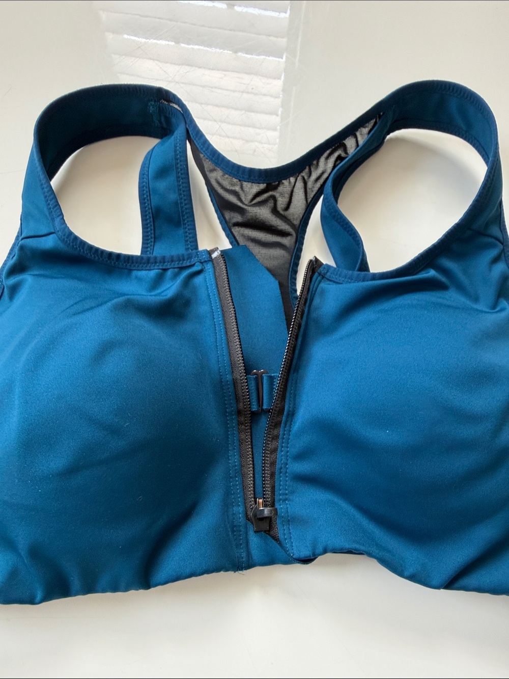 Nike Teal Blue Front-Zip Racerback Sports Bra with Black Panels - Picture 5 of 6